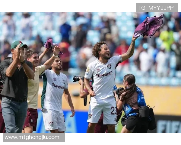 巴甲联赛最新动态分析及球队表现趋势探讨